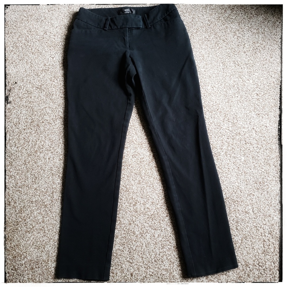 EUC Black Mossimo Stretch Extensible Size 2 Pants
